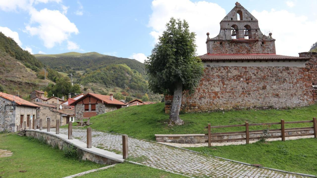 Casa Rural Cares Santa Maria de Valdeon Esterno foto